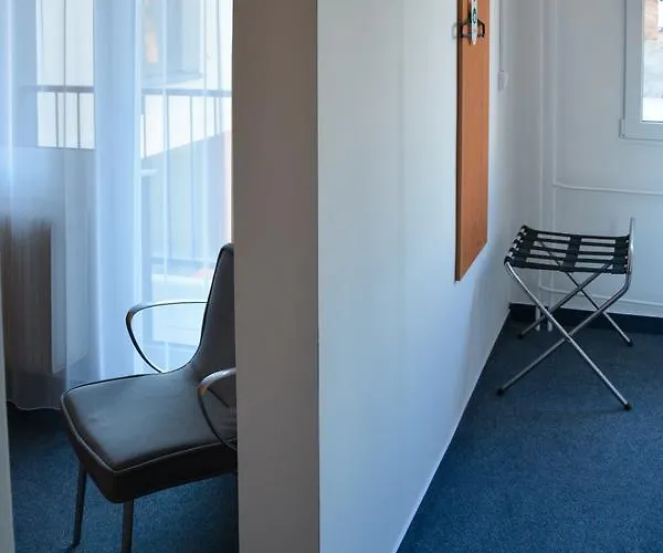 ホステル Harfa *